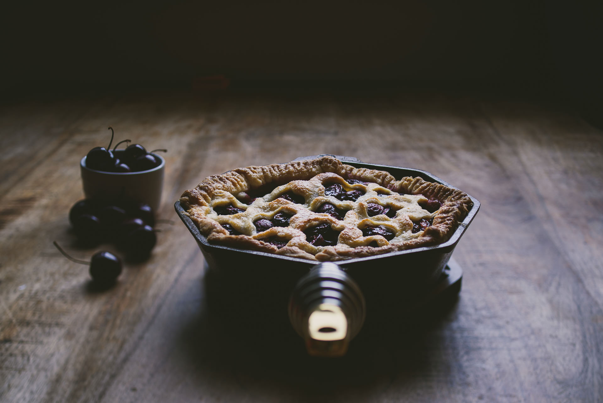 Ginger Cherry Skillet Pie Finex | le jus d'orange-10