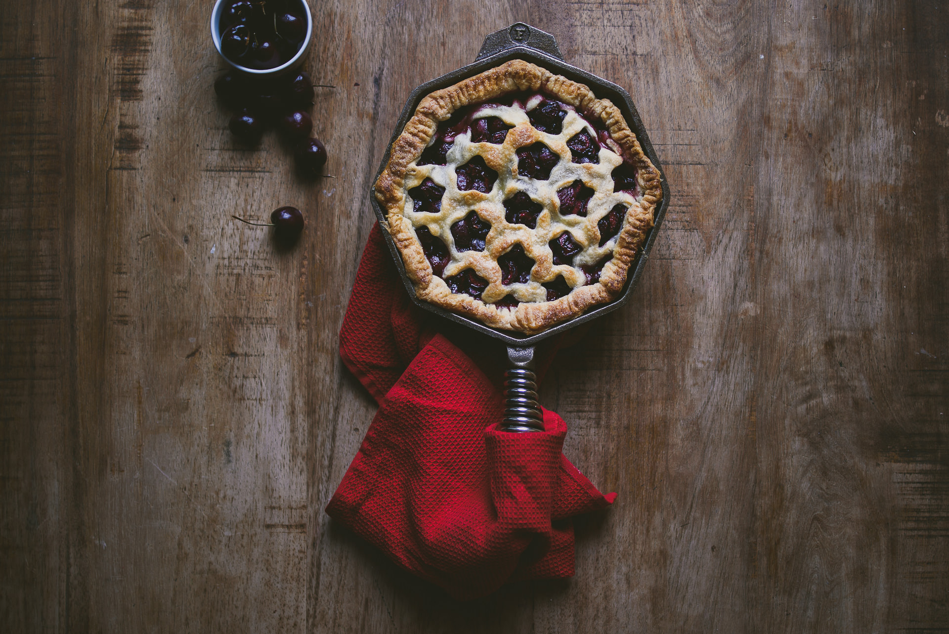 Ginger Cherry Skillet Pie Finex | le jus d'orange-12