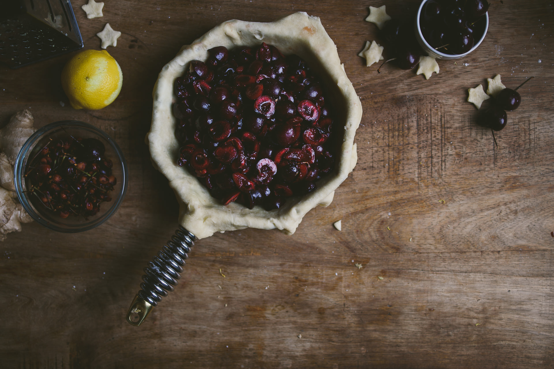 Ginger Cherry Skillet Pie Finex | le jus d'orange-6