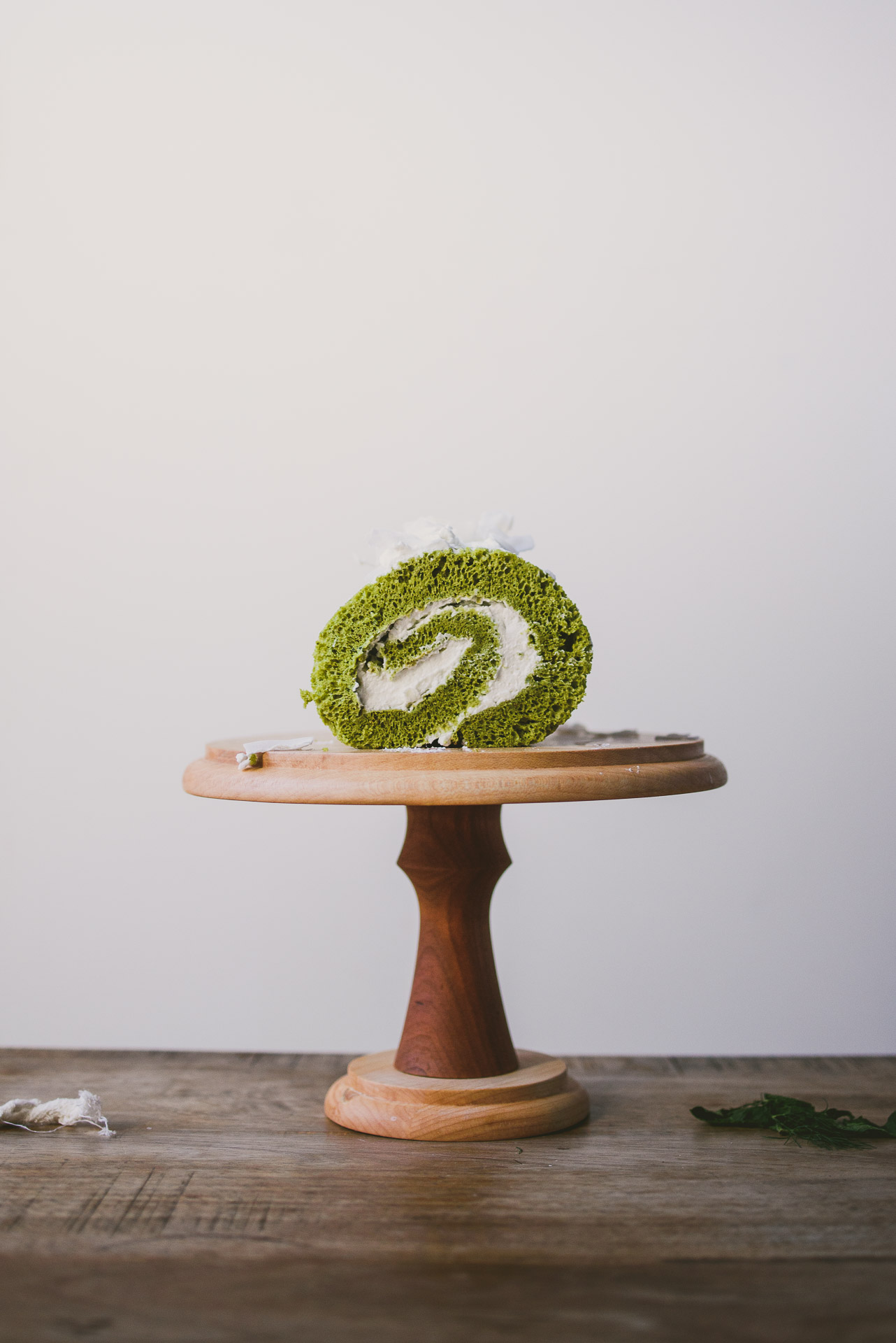 Matcha-Swiss-Roll-Food52 | le jus d'orange-23