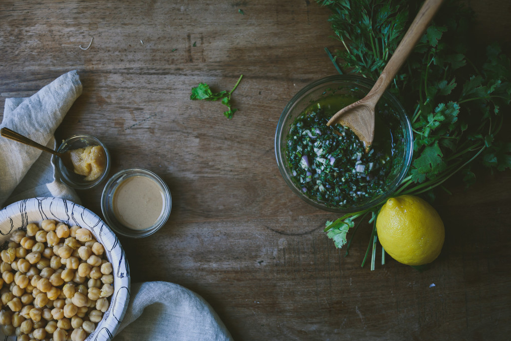 Roasted Carrot Miso Hummus + Carrot Top Salsa Verde | le jus d'orange