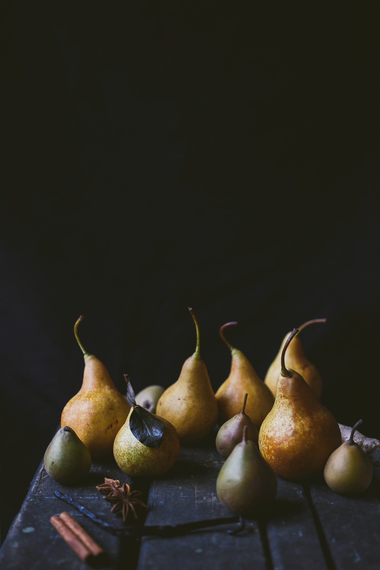 maple water poached pears | le jus d'orange