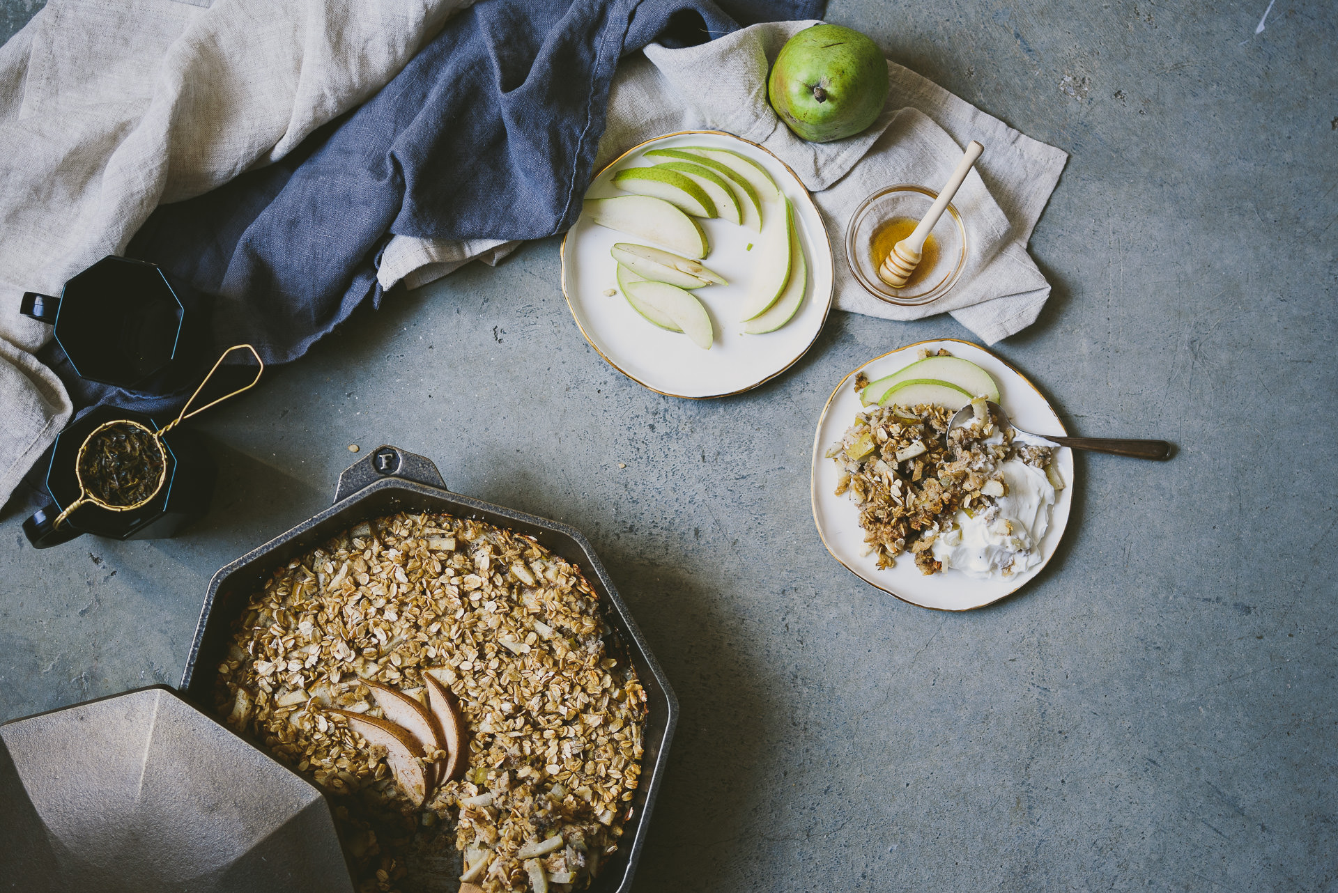 pear _ jasmine green tea baked oatmeal | bettysliu.com