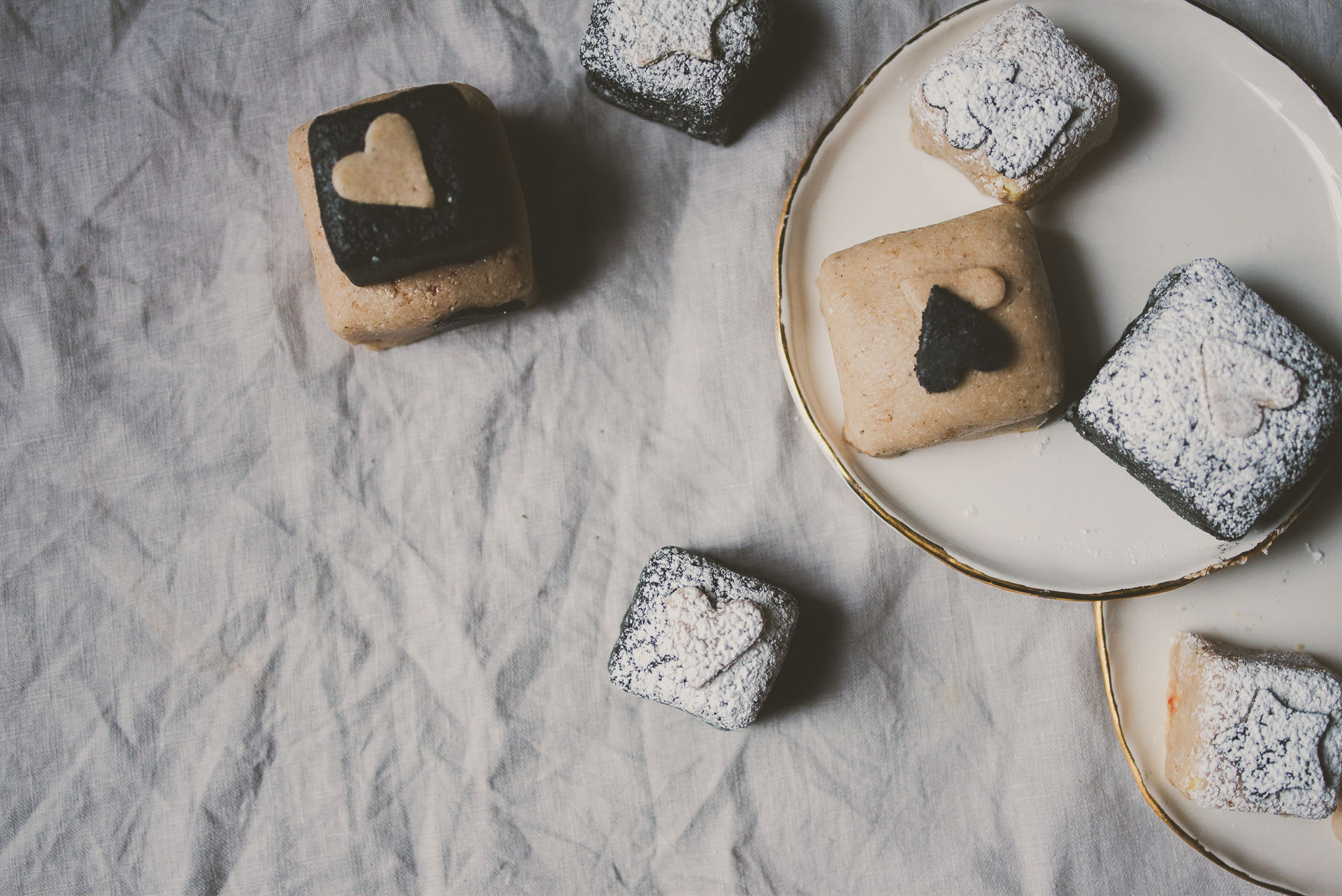 Marzipan Party - Sesame Nut-free Marzipan Rose Cakes | bettysliu.com