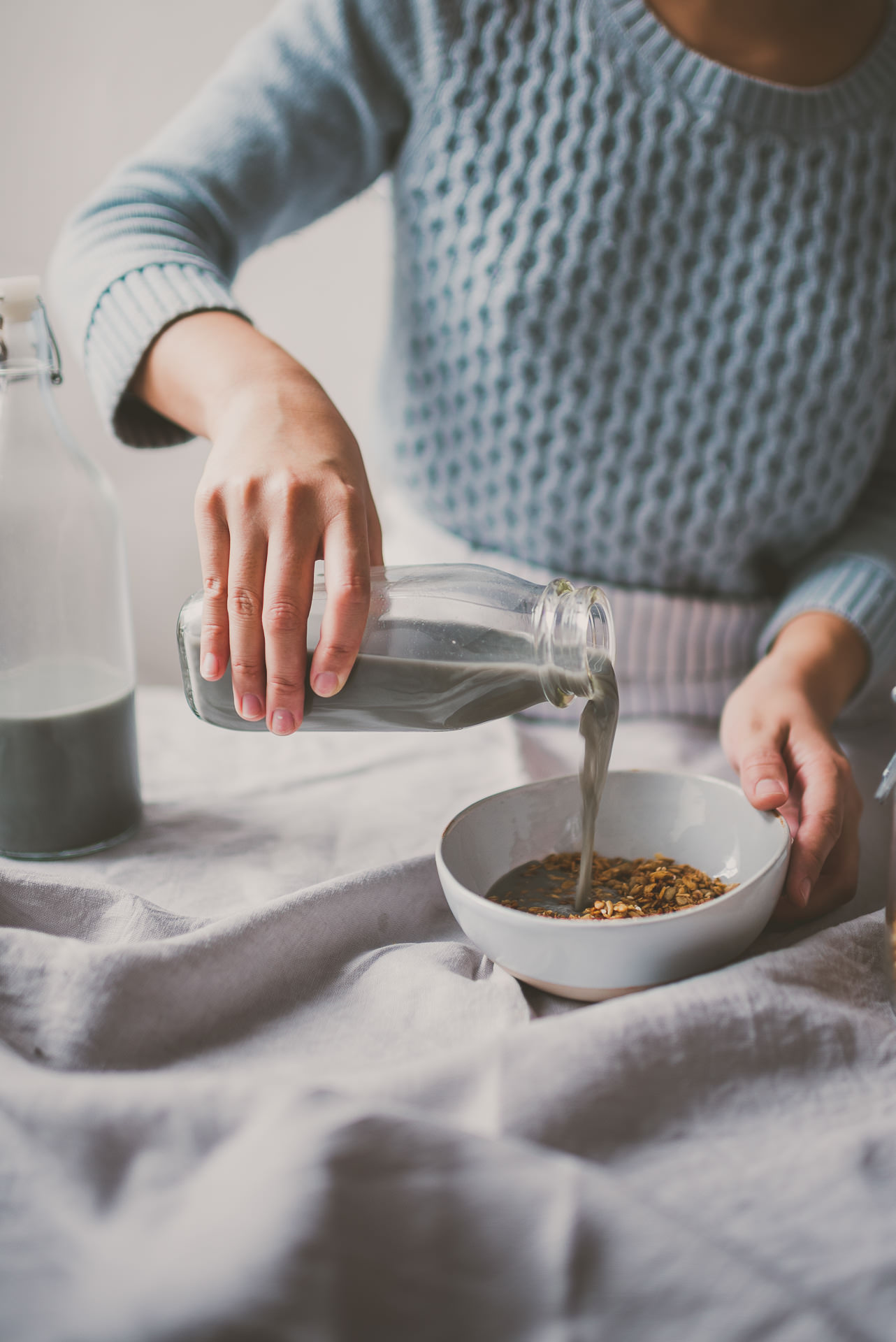 BLACK SESAME MILK | bettysliu.com