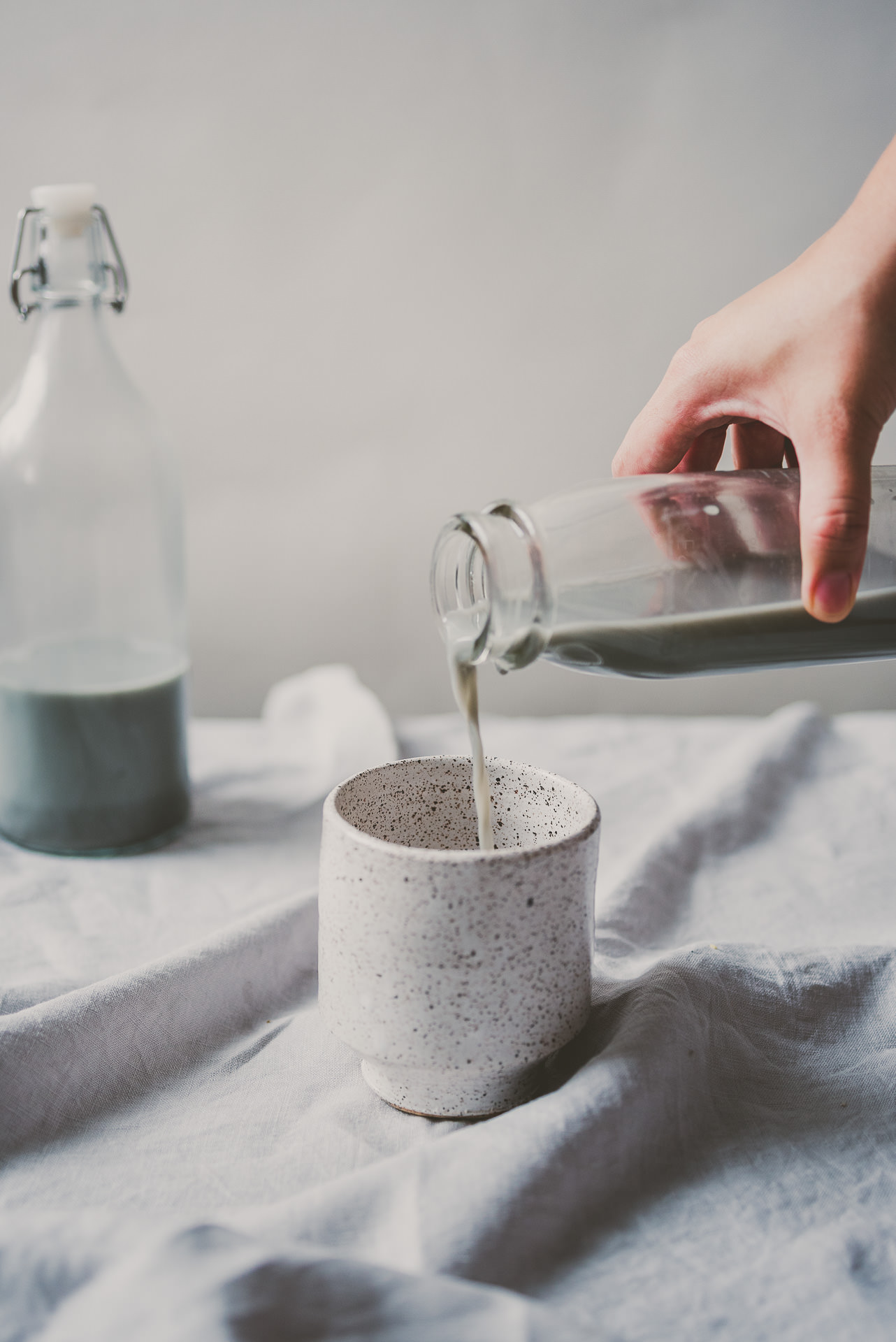 BLACK SESAME MILK | bettysliu.com