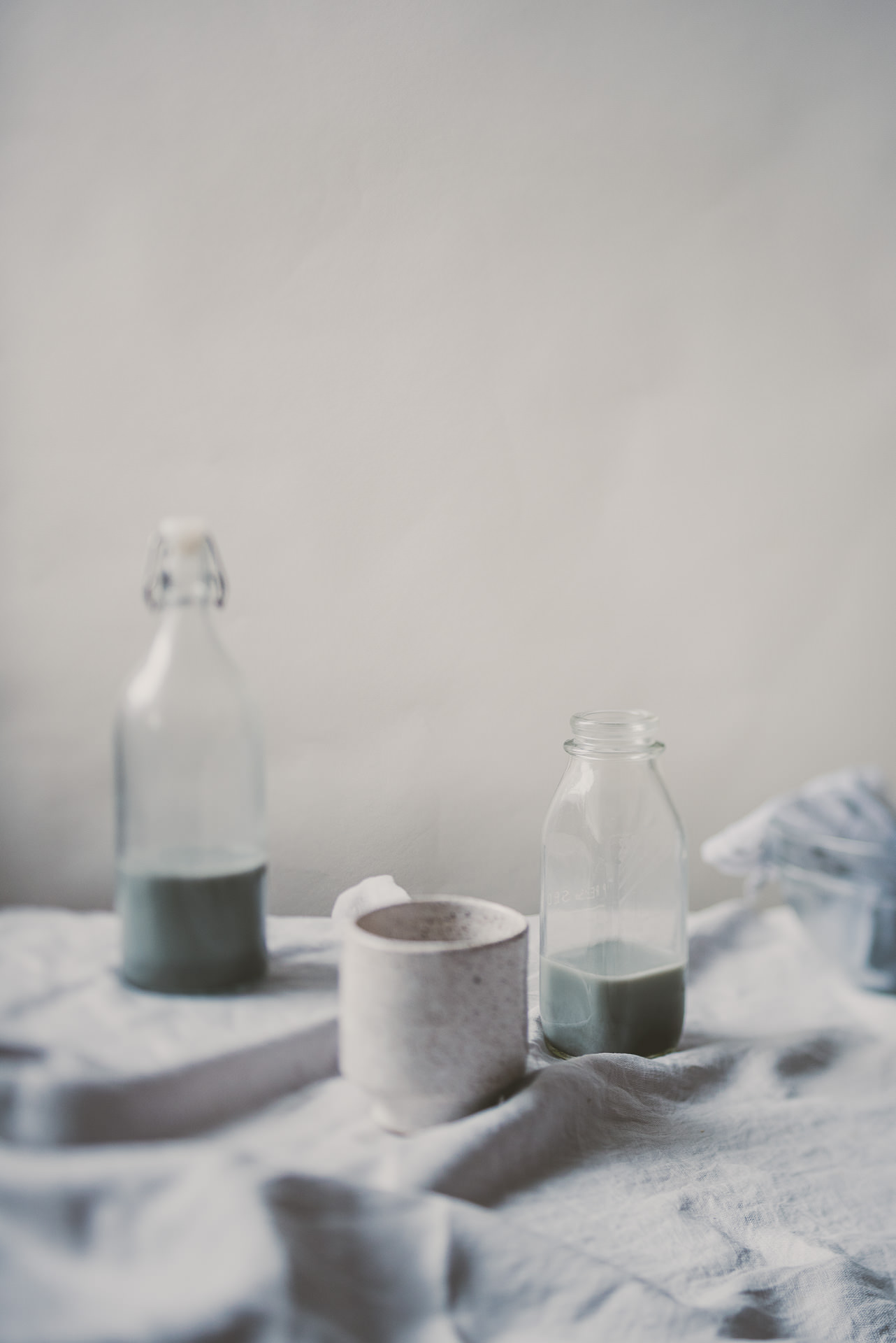 BLACK SESAME MILK | bettysliu.com