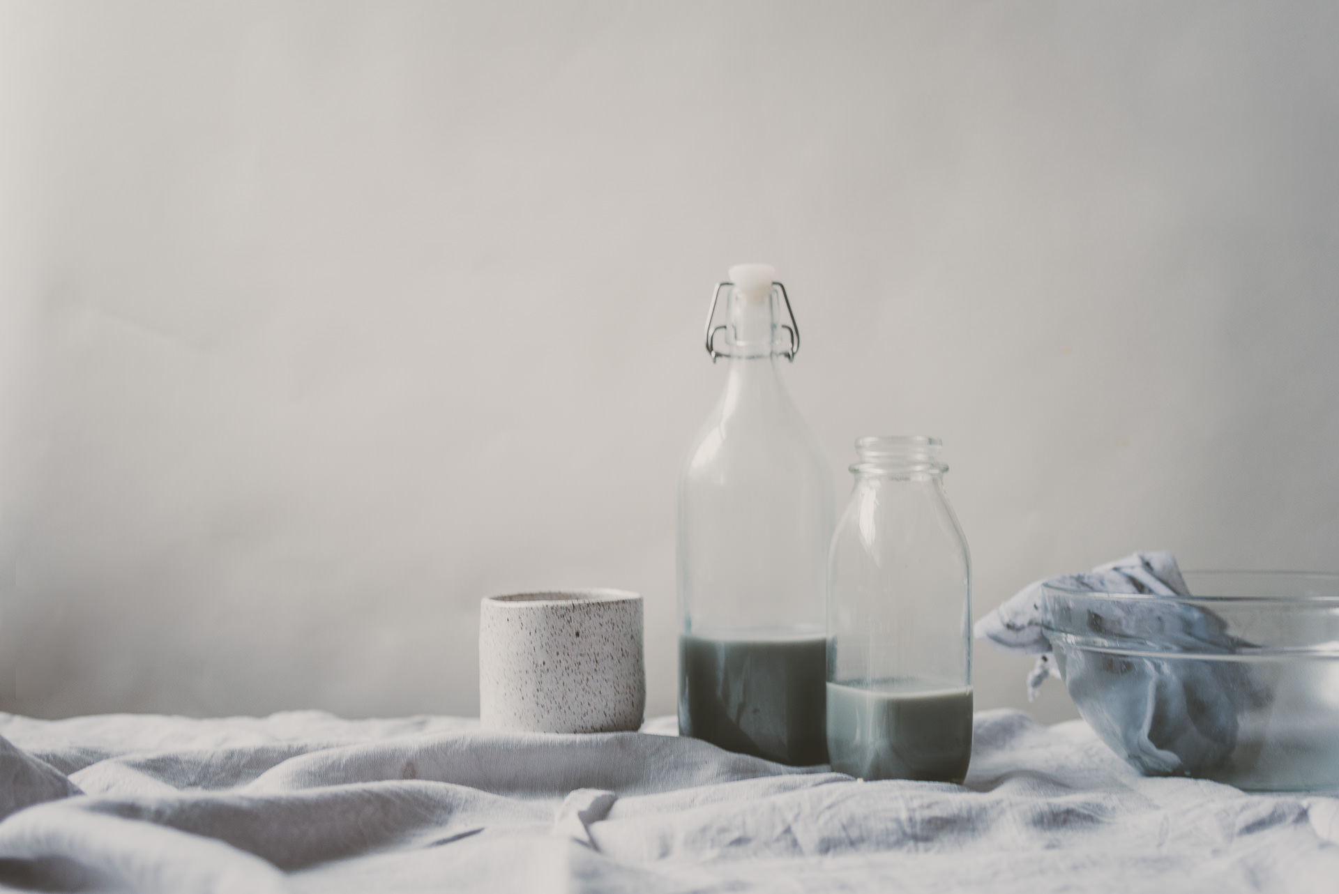 BLACK SESAME MILK | bettysliu.com