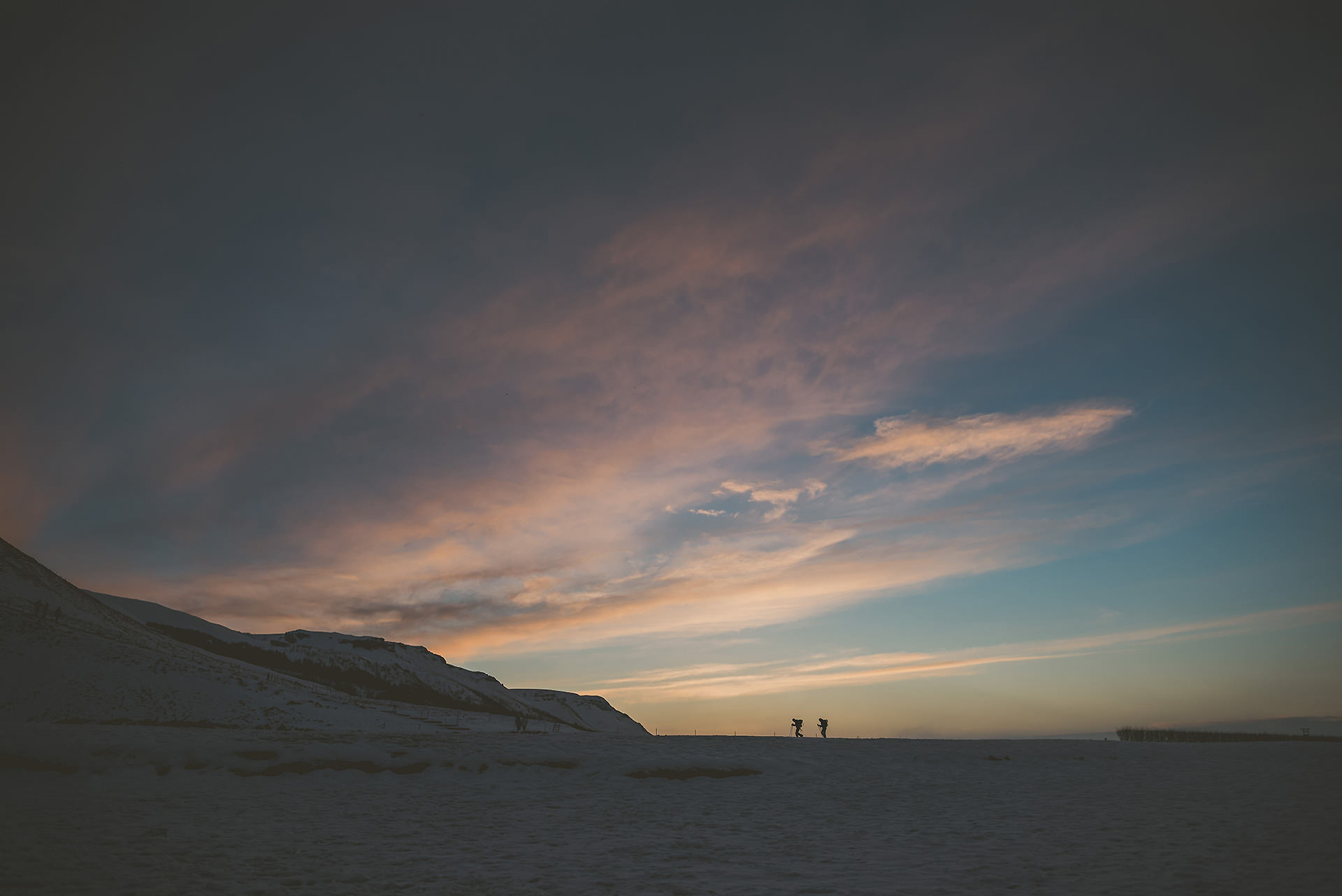 Iceland in Winter -Skogafoss | bettysliu.com