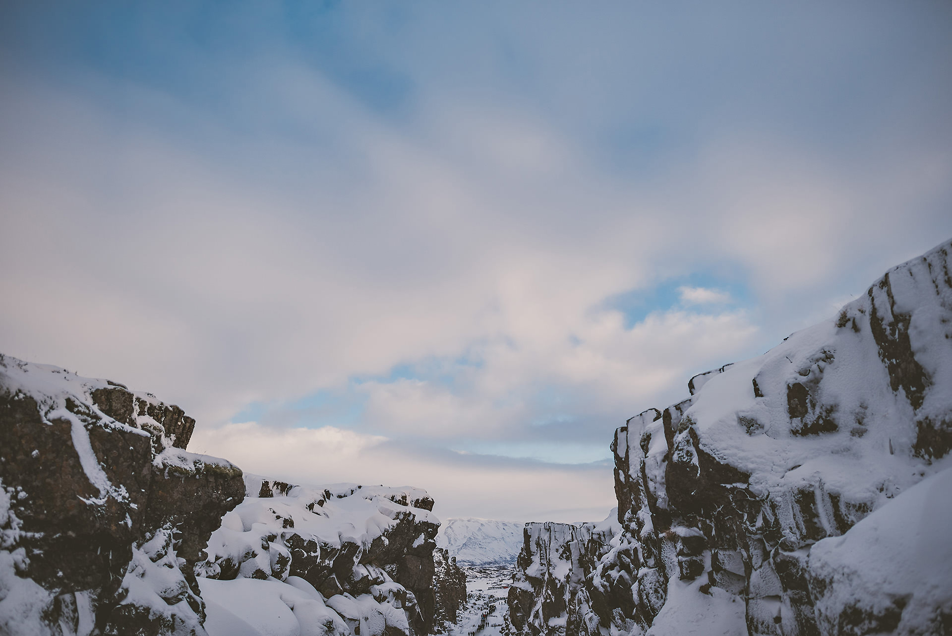 Iceland in Winter - Þingvellir Portra | bettysliu.com