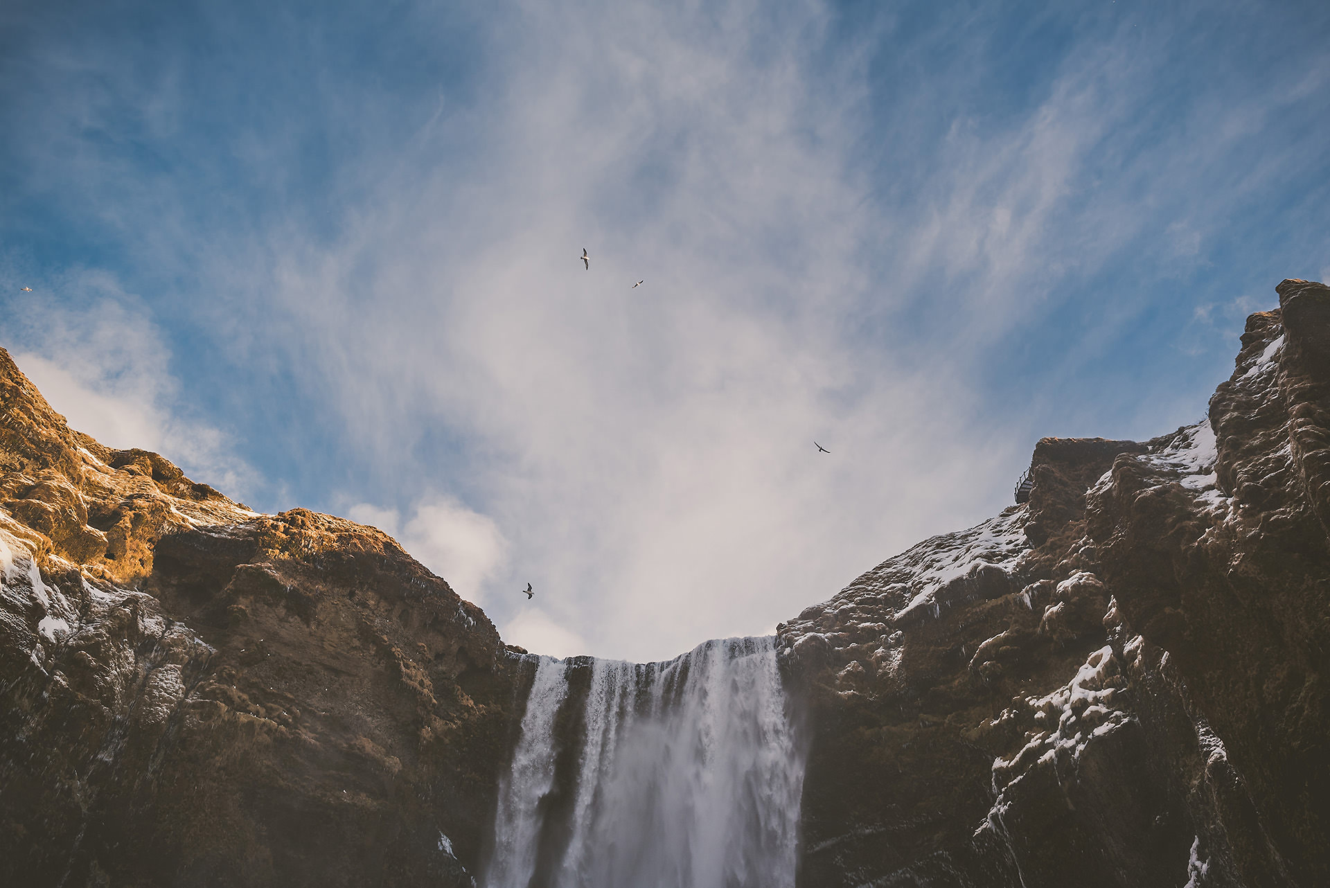 Iceland in Winter - Skogafoss | bettysliu.com