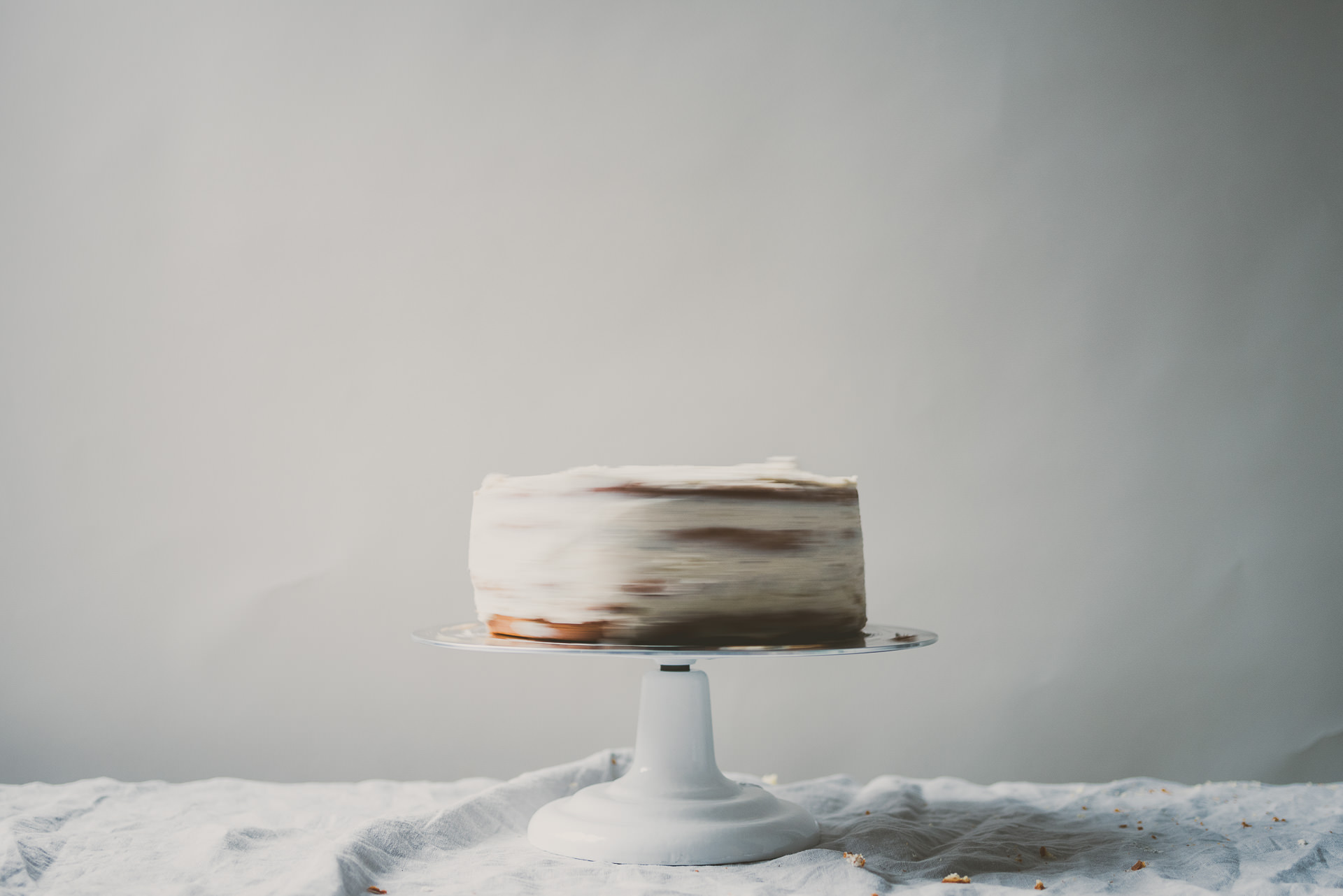 grapefruit cake with earl grey buttercream frosting | bettysliu.com