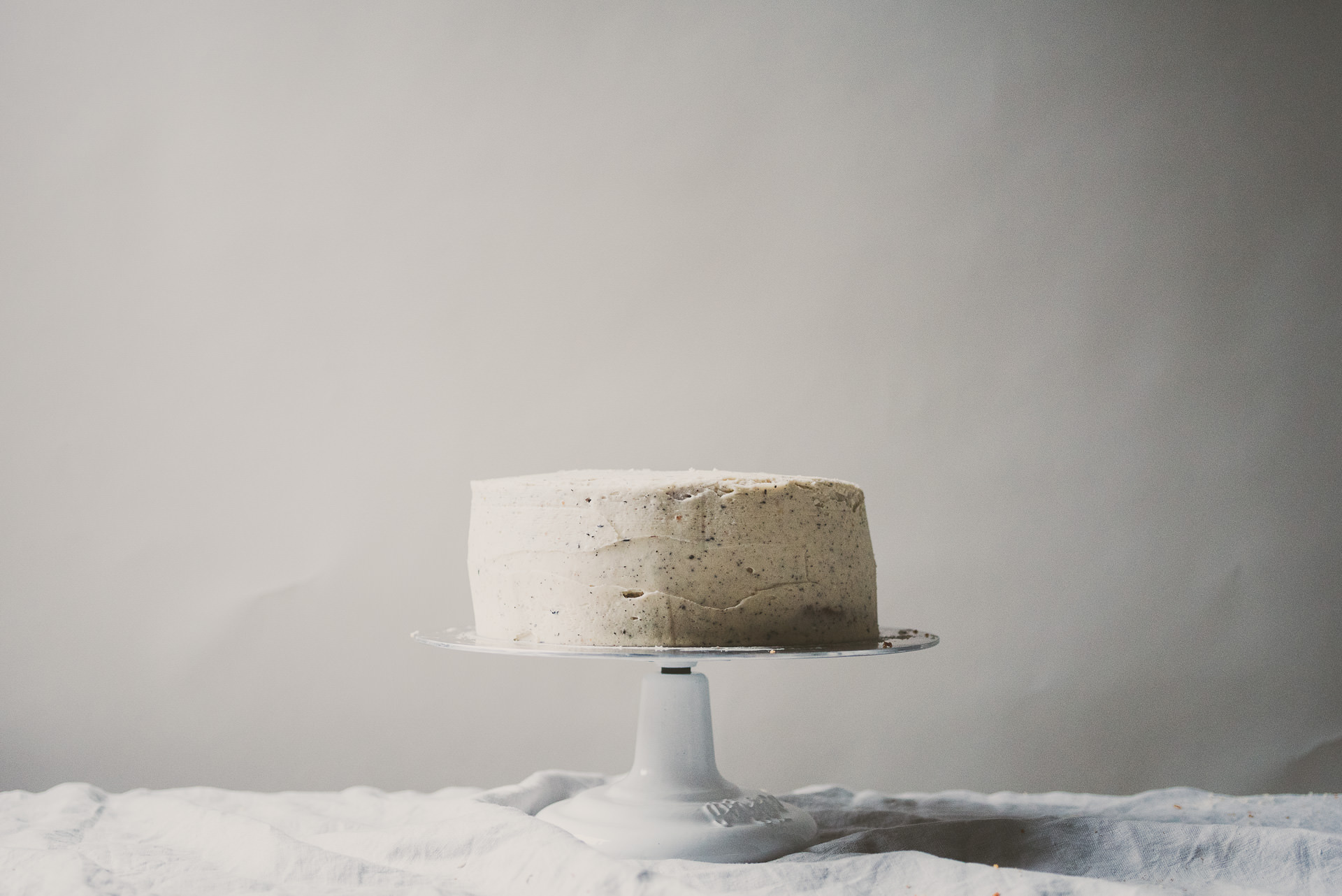 grapefruit cake with earl grey buttercream frosting | bettysliu.com