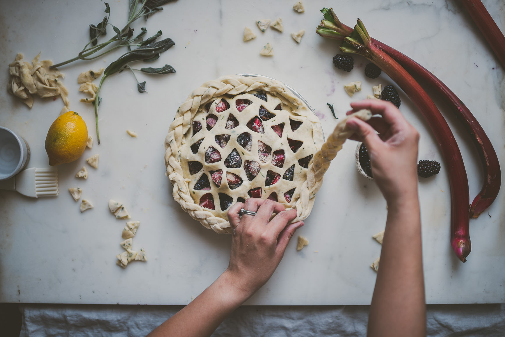 Rhubarb Blackberry Sage Pie | BETTYSLIU.COM