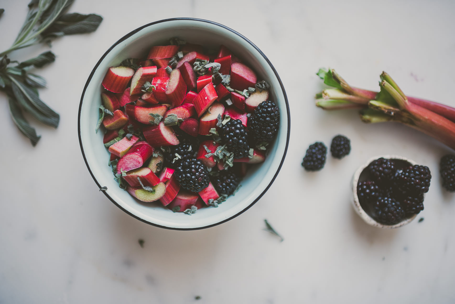 Rhubarb Blackberry Sage Pie | BETTYSLIU.COM