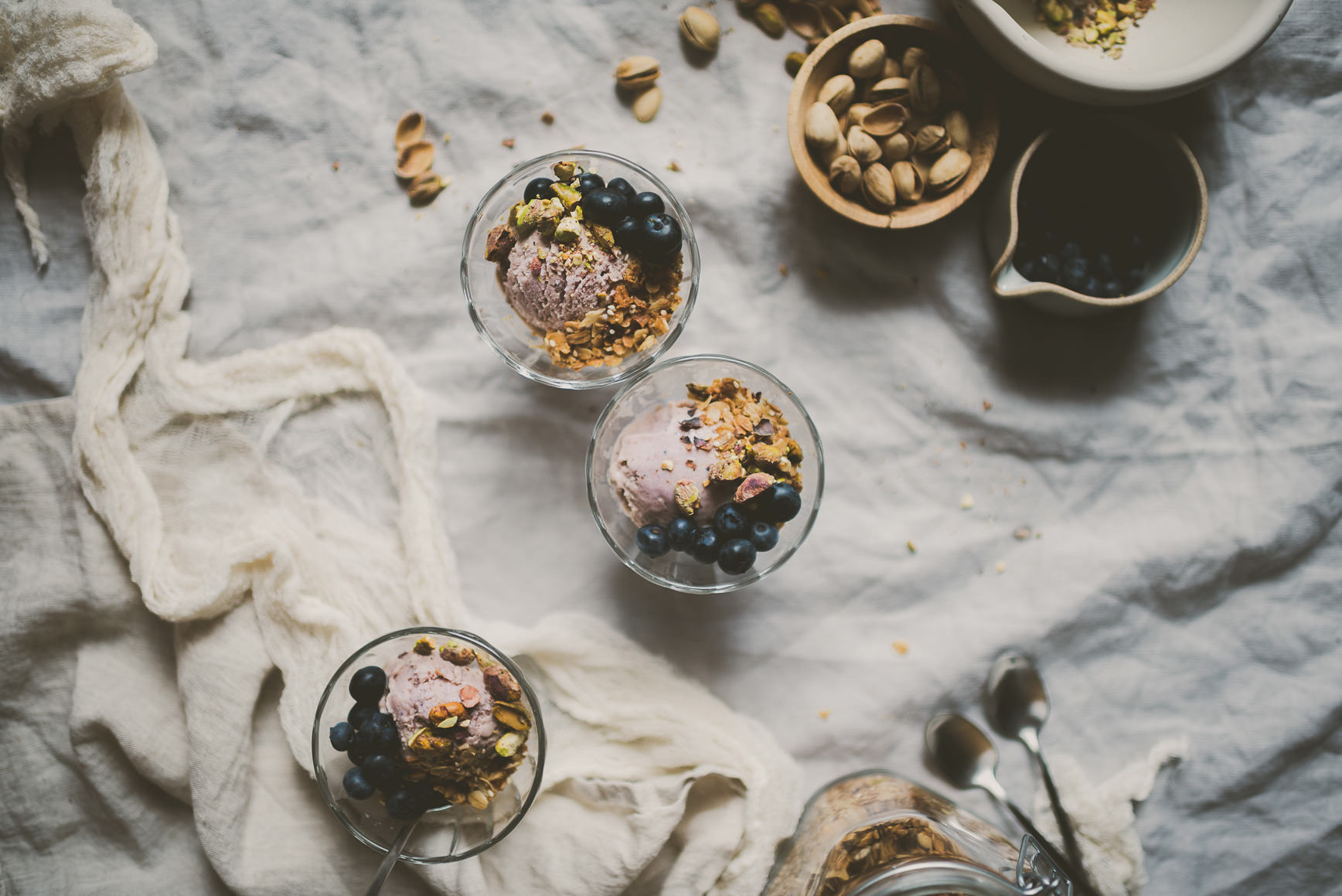 Blueberry Creme Fraiche Ice Cream | bettysliu.com