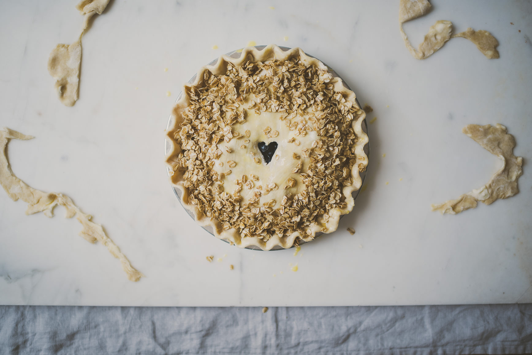 Maple Oat Crusted Blueberry Pie | bettysliu.com