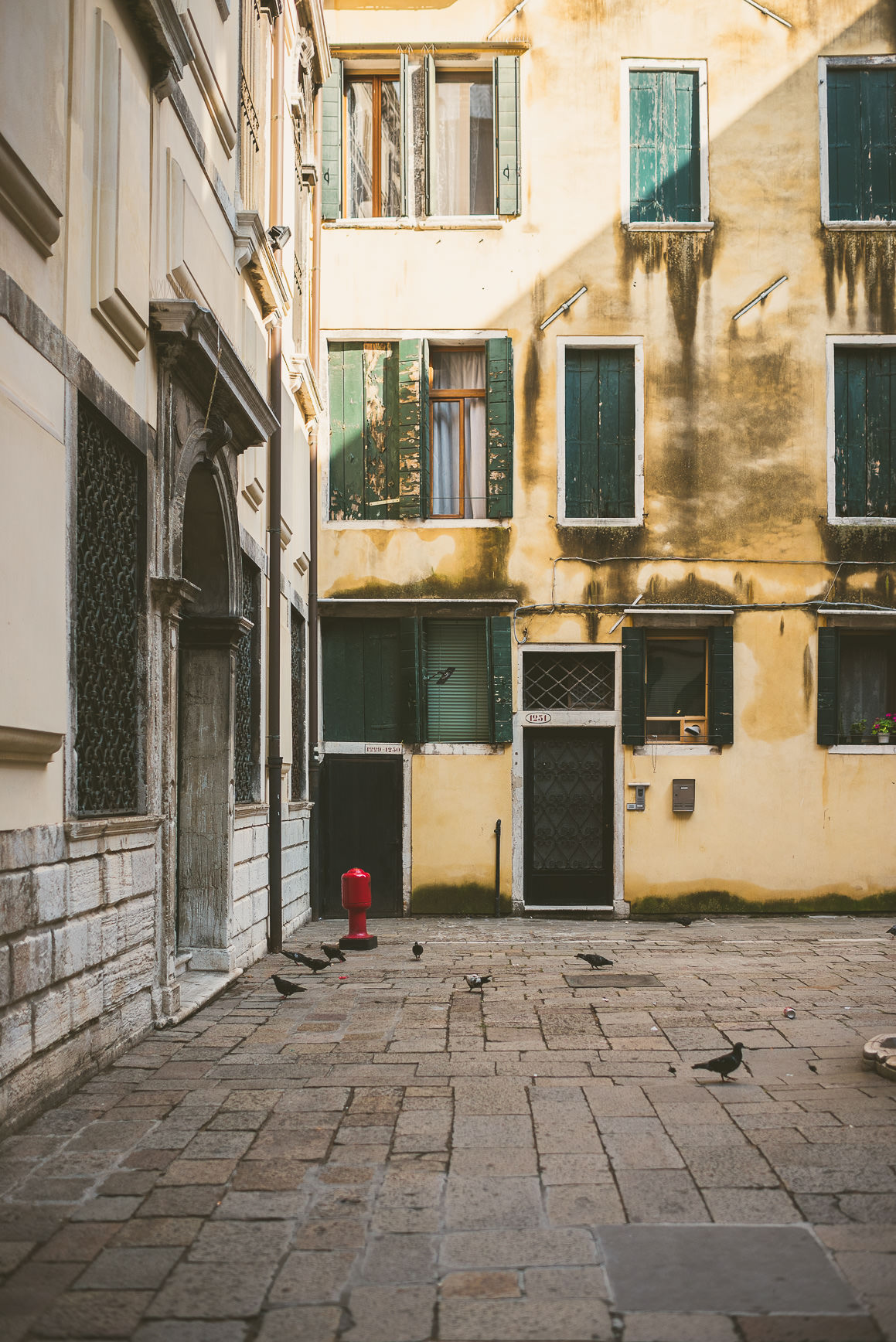 Venice Travel Food Photography Jewish Ghetto | bettysliu.com