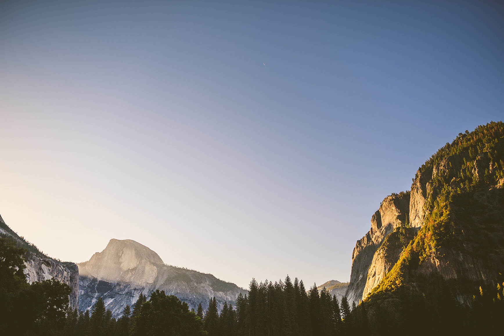 Yosemite National Park Tunnel View Sunrise | bettysliu.com